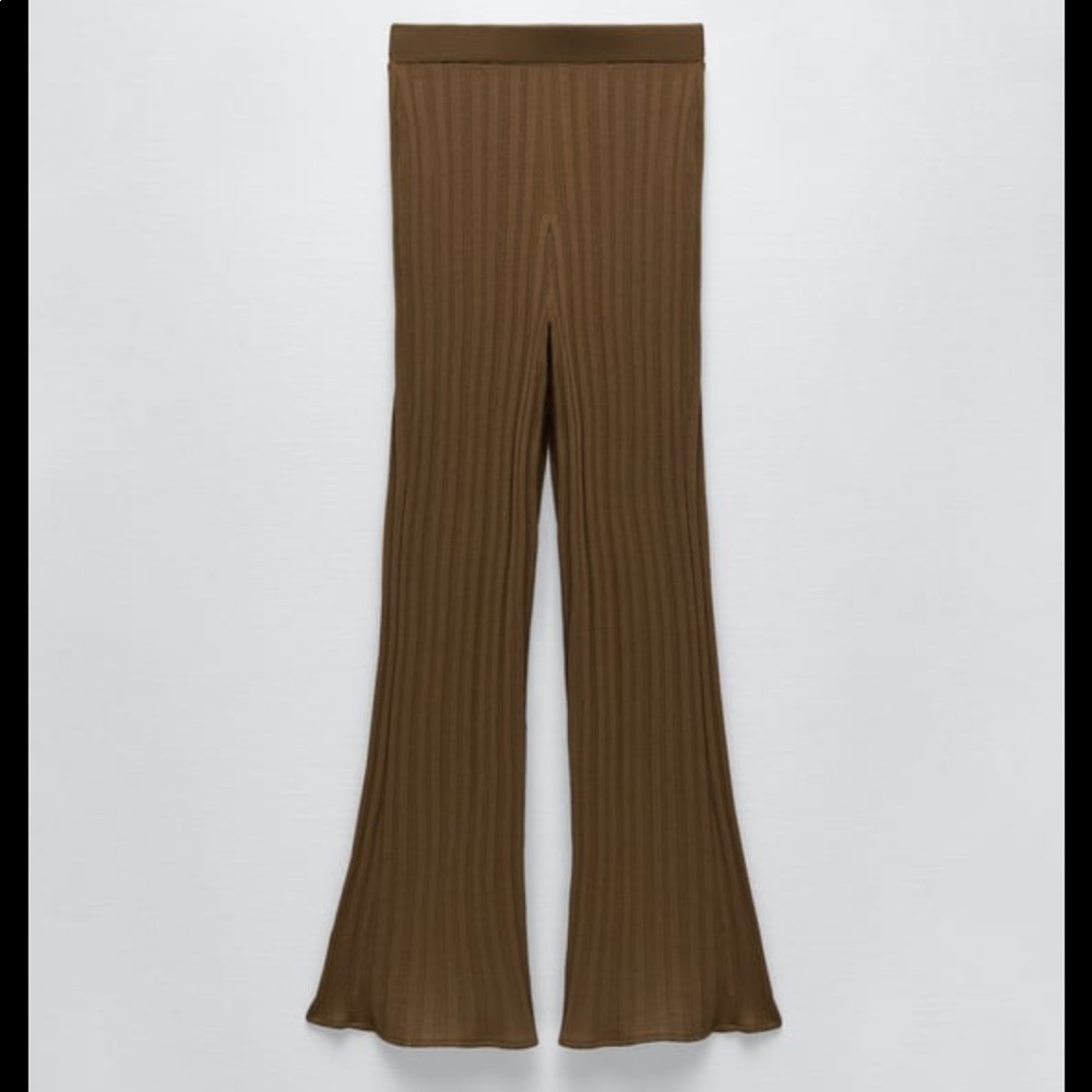 BLACK Zara flared ribbed pants